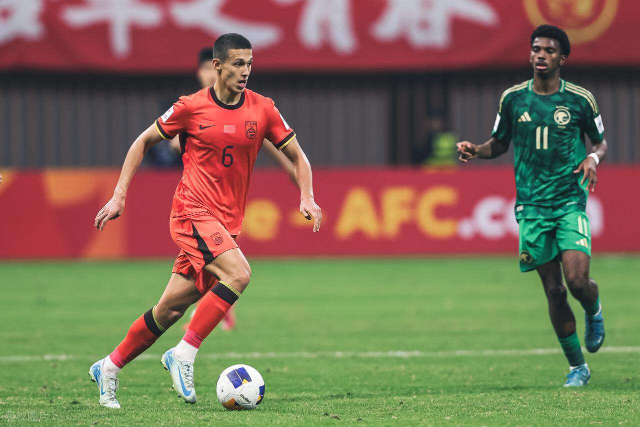 FB体育登录入口-U23国足三场不败！安东尼奥却还被质疑，只因没给他首发机会